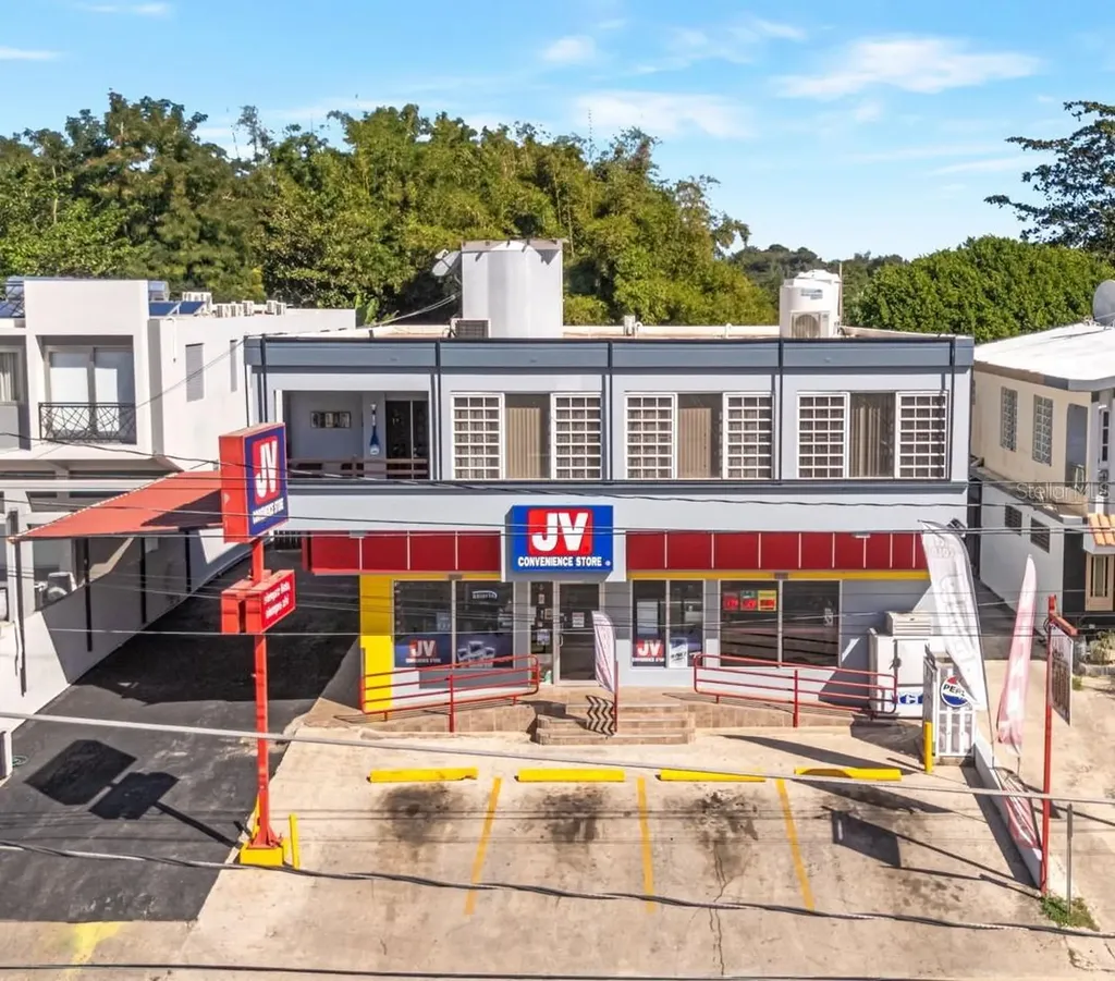2 Businesses/ 2 Apts - Carr 115 Km 19.8 Int (avenida Nativo Alers) Aguada PR 00602