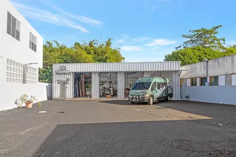 2 Businesses/ 2 Apts - Carr 115 Km 19.8 Int (avenida Nativo Alers) Aguada PR 00602