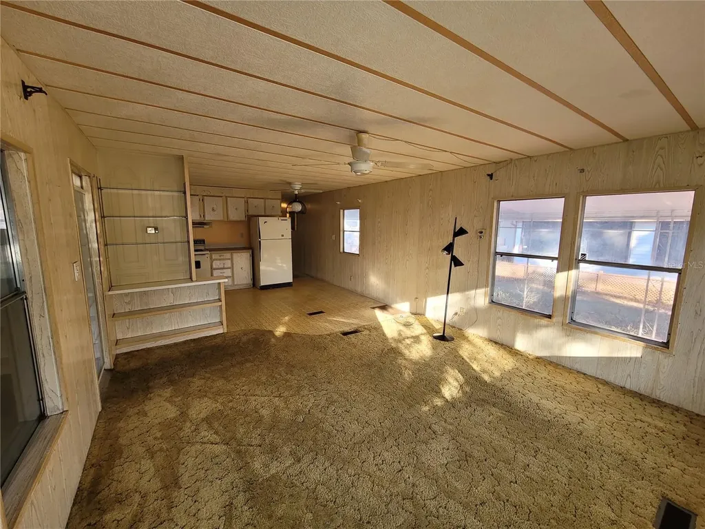5021 Hill Drive Zephyrhills FL 33542