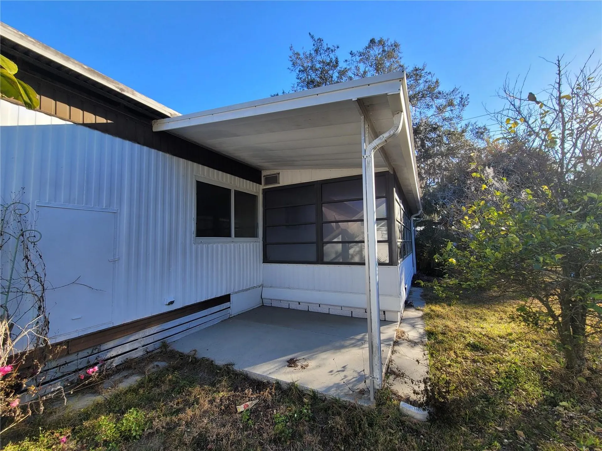 5021 Hill Drive Zephyrhills FL 33542