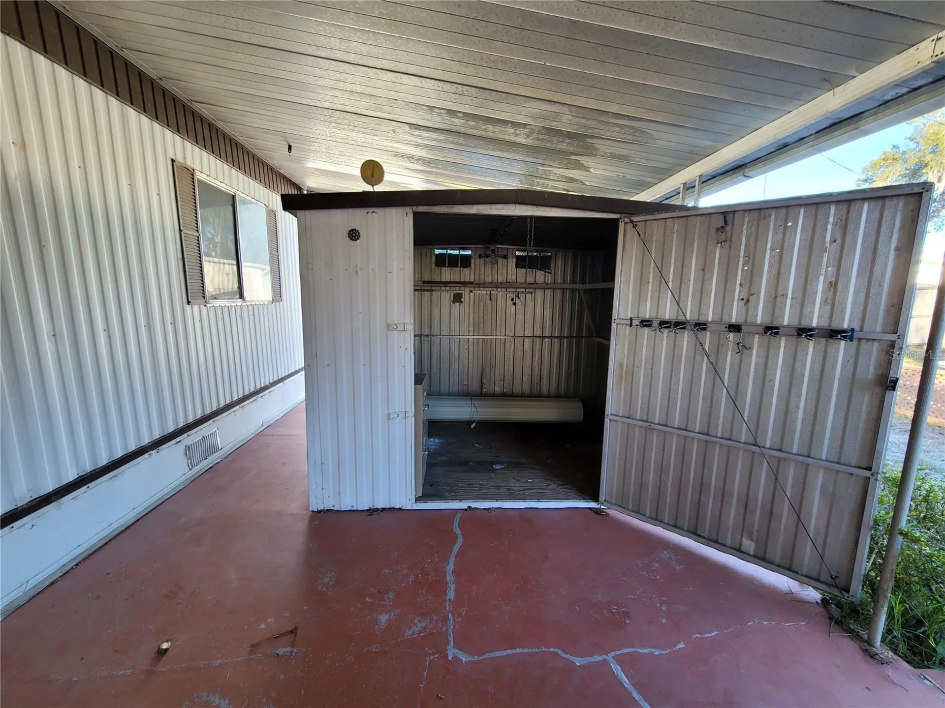 5021 Hill Drive Zephyrhills FL 33542