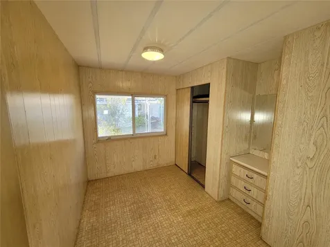 5021 Hill Drive Zephyrhills FL 33542