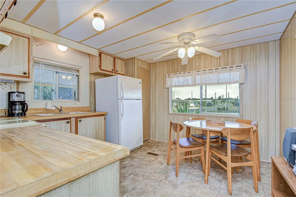 35023 Zephyr Shores Drive Zephyrhills FL 33541
