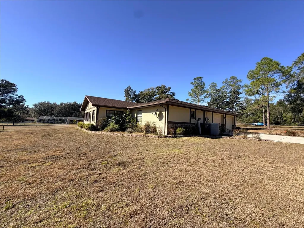35324 Blanton Road Dade City FL 33523