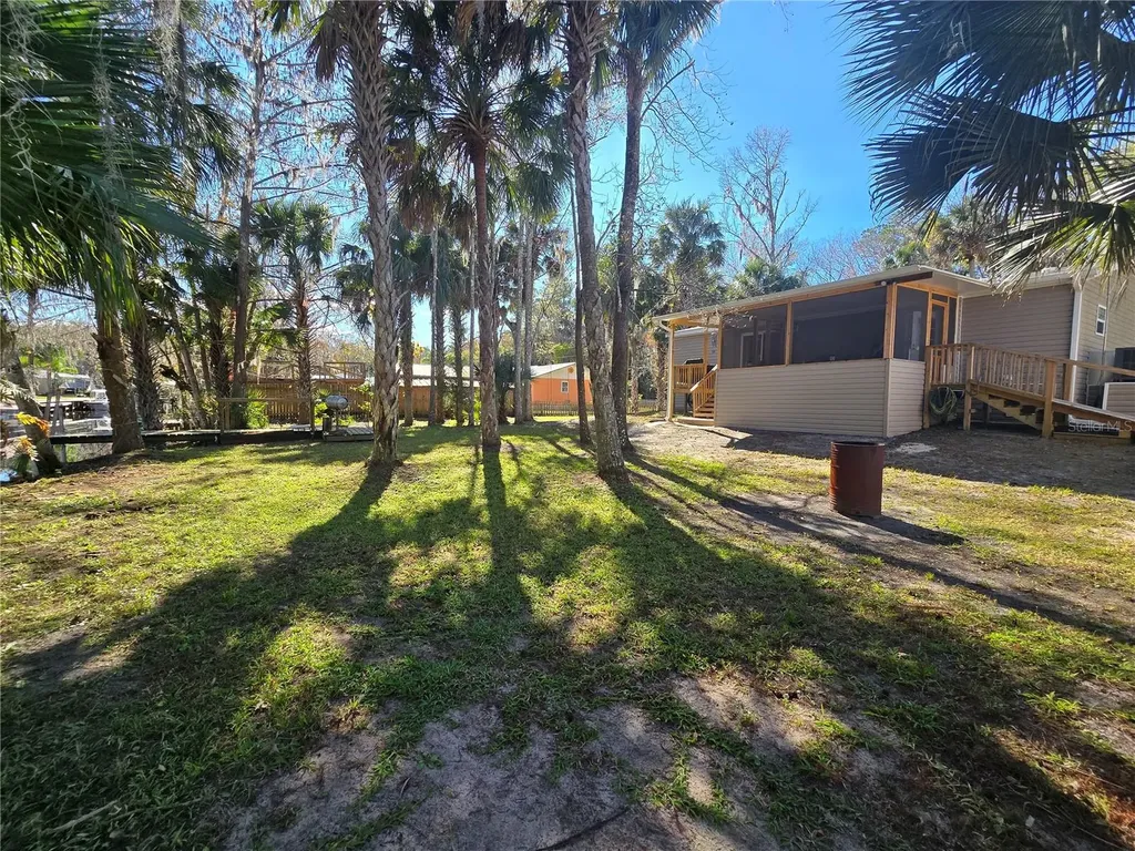 56290 Cherry Tree Road Astor FL 32102
