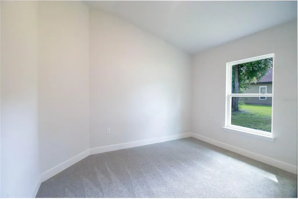 1772 N Roberts Trail Bell FL 32619