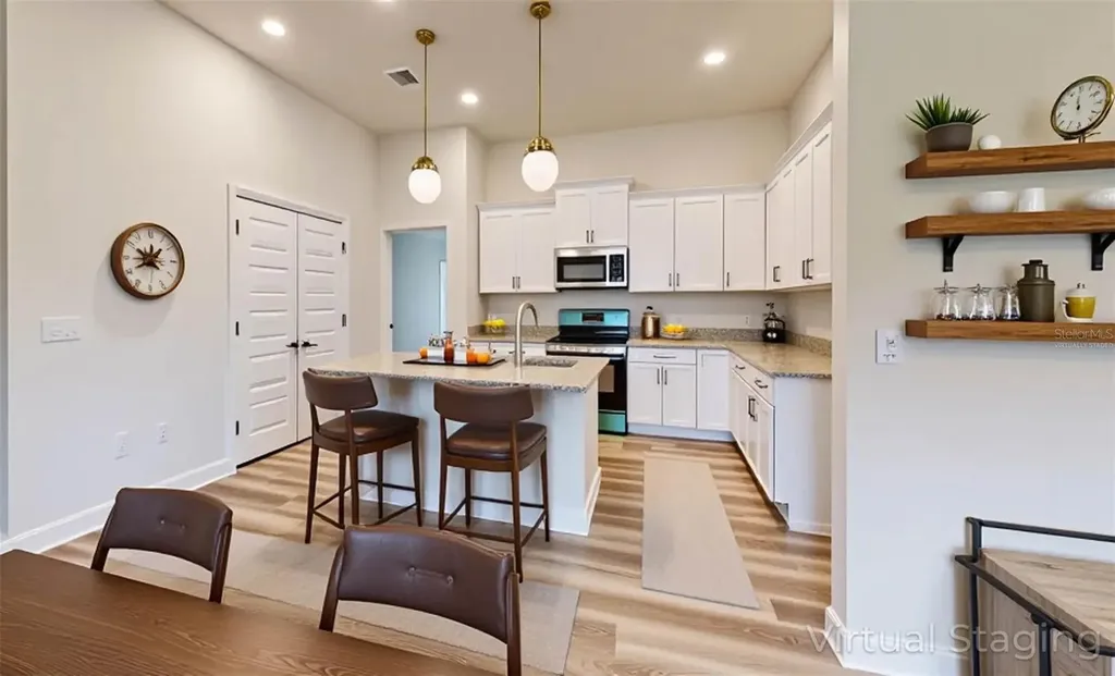 1772 N Roberts Trail Bell FL 32619