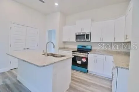 1772 N Roberts Trail Bell FL 32619