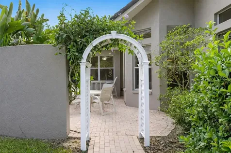 6441 Renwick Circle Tampa FL 33647