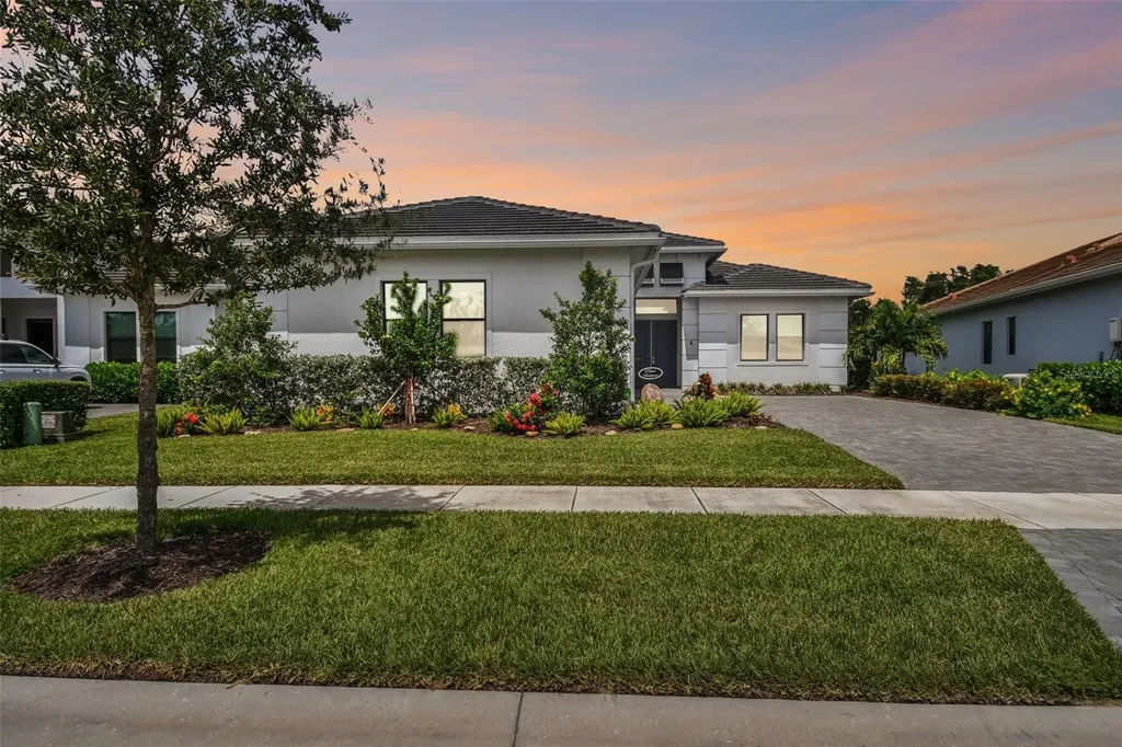 4952 Surfside Circle Bradenton FL 34211
