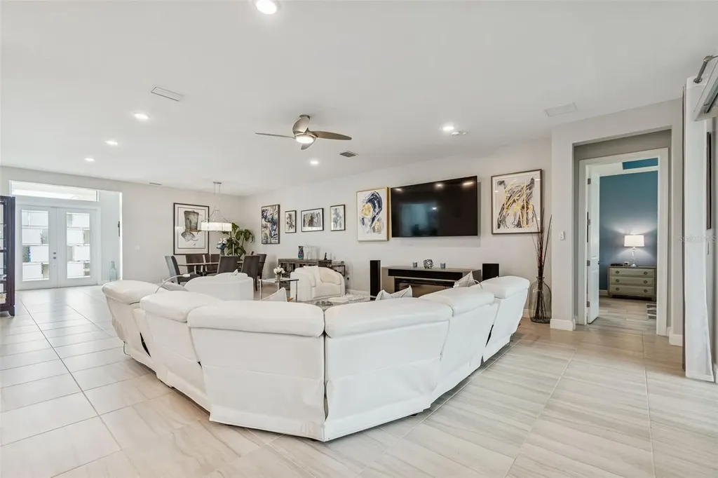 4952 Surfside Circle Bradenton FL 34211