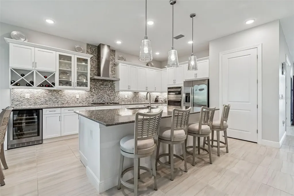 4952 Surfside Circle Bradenton FL 34211