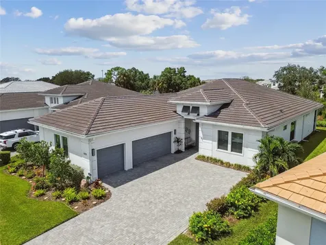 4952 Surfside Circle Bradenton FL 34211