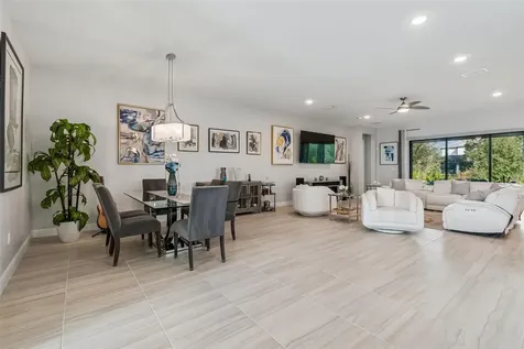 4952 Surfside Circle Bradenton FL 34211