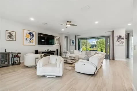 4952 Surfside Circle Bradenton FL 34211