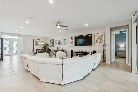 4952 Surfside Circle Bradenton FL 34211