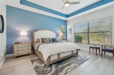 4952 Surfside Circle Bradenton FL 34211