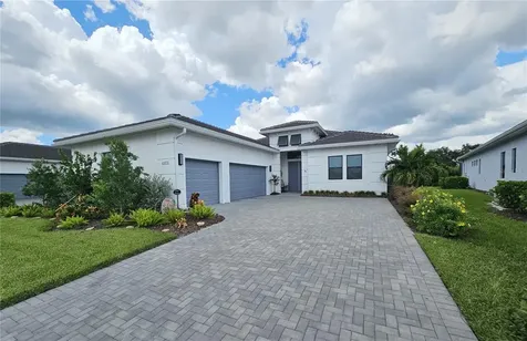 4952 Surfside Circle Bradenton FL 34211