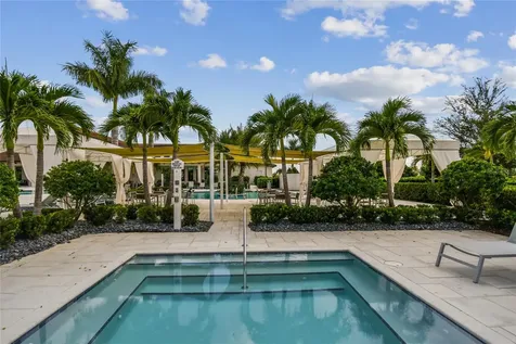 4952 Surfside Circle Bradenton FL 34211