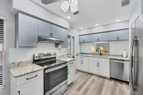687 Linden Drive Englewood FL 34223