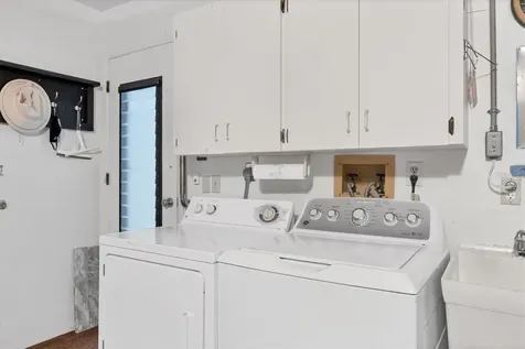 687 Linden Drive Englewood FL 34223