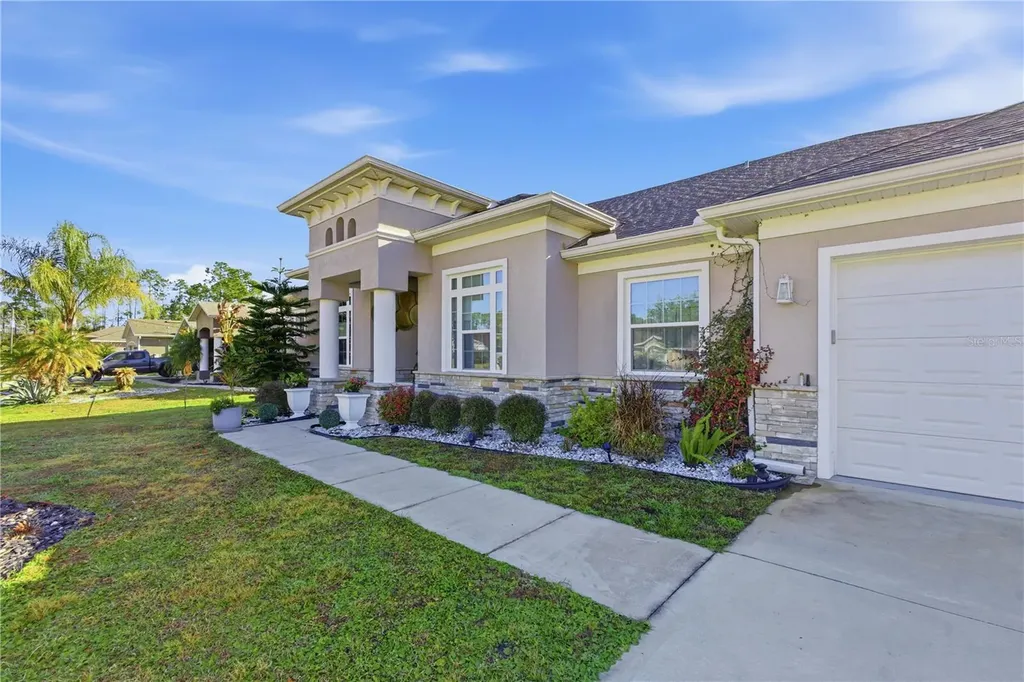 35 Edgely Lane Palm Coast FL 32164