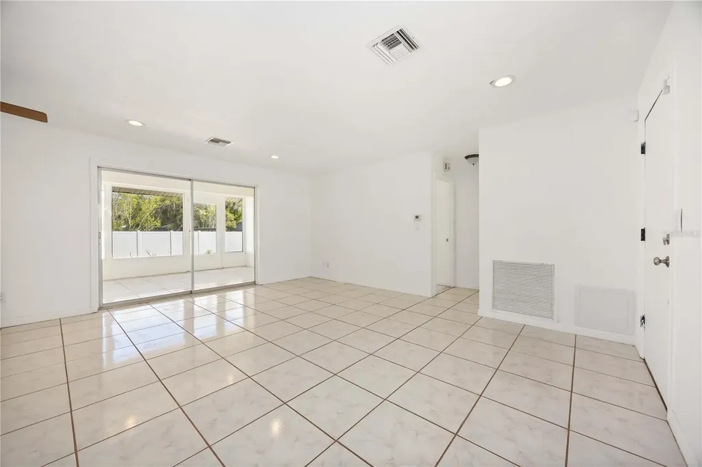 39 Forest Hill Court Avon Park FL 33825