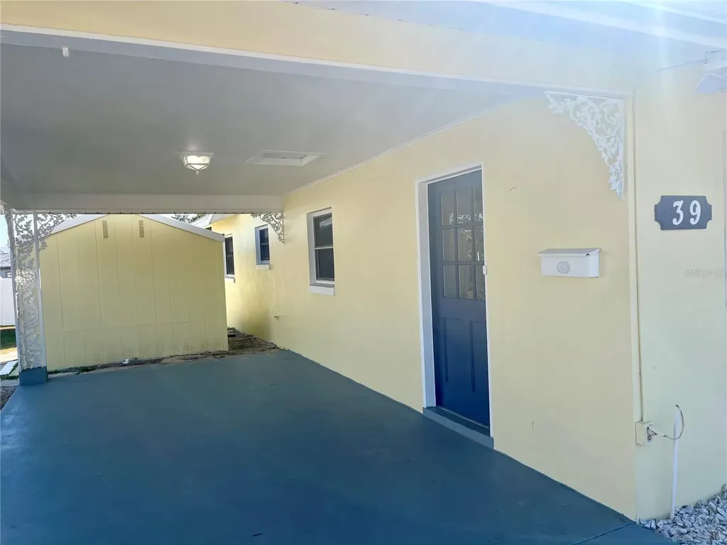 39 Forest Hill Court Avon Park FL 33825
