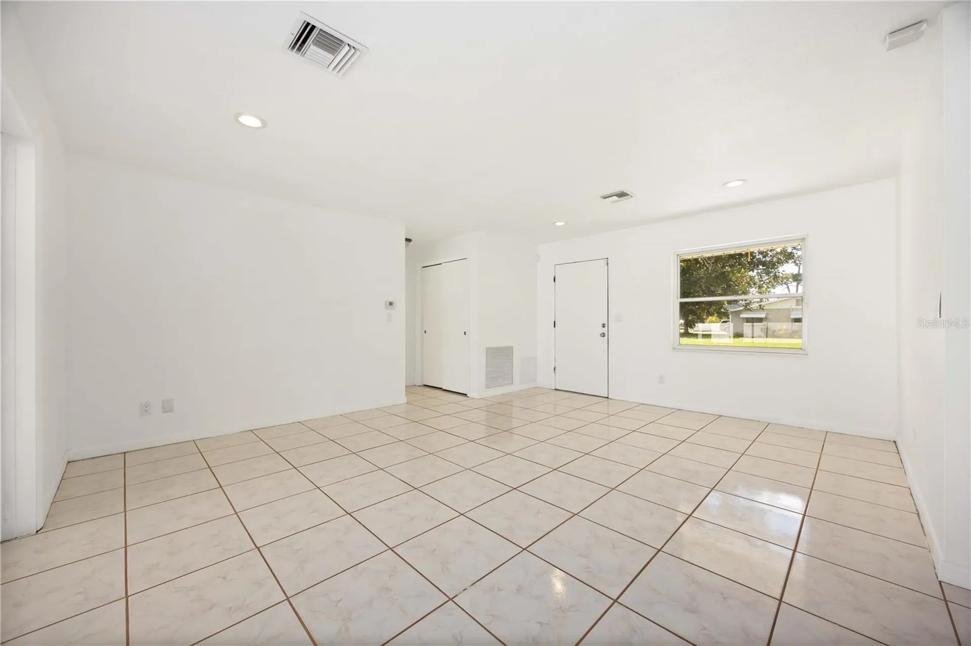 39 Forest Hill Court Avon Park FL 33825