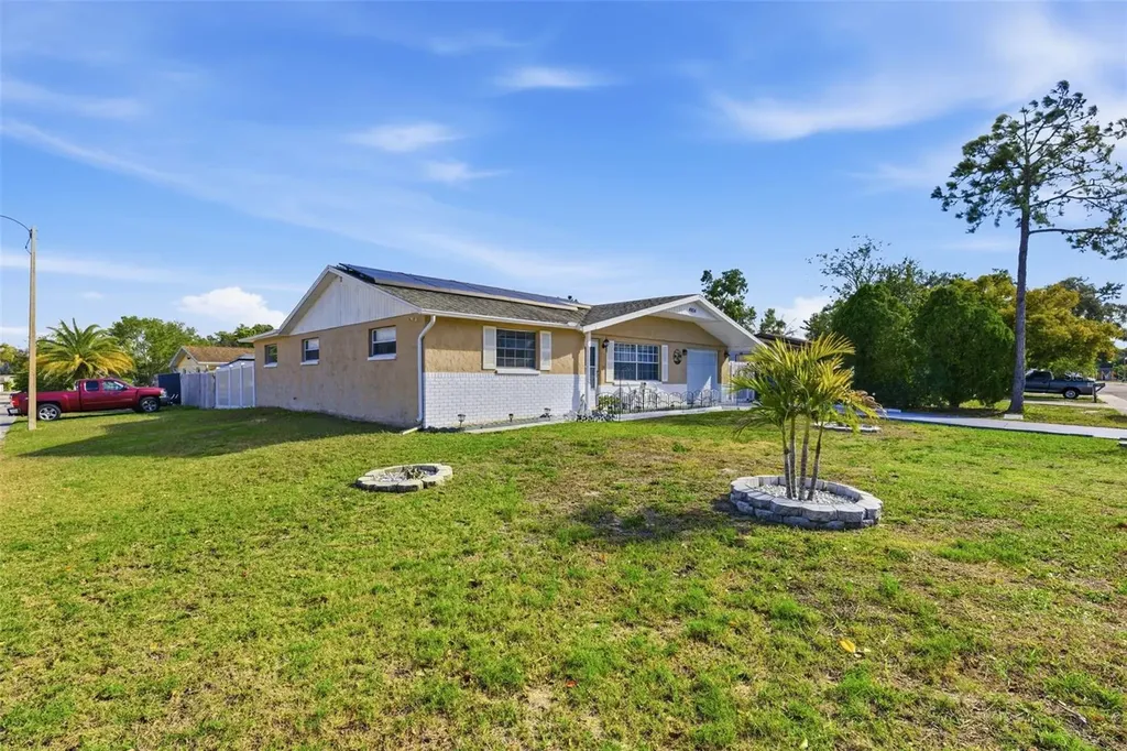 4904 Elmwood Street New Port Richey FL 34653