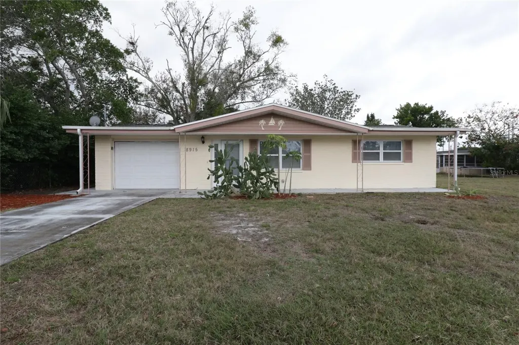 8915 Chilton Drive Port Richey FL 34668