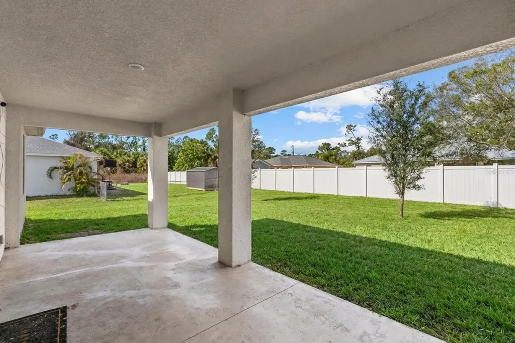 2711 Atwater Drive North Port FL 34288