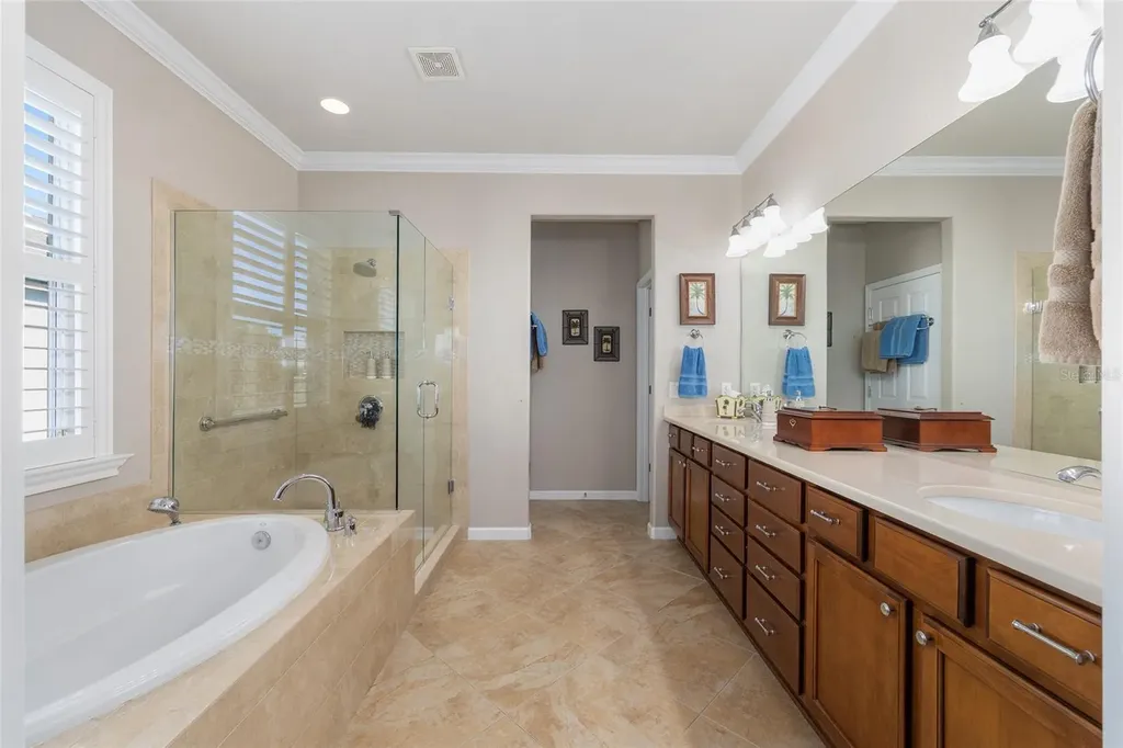 9823 SW 72nd Lane Ocala FL 34481