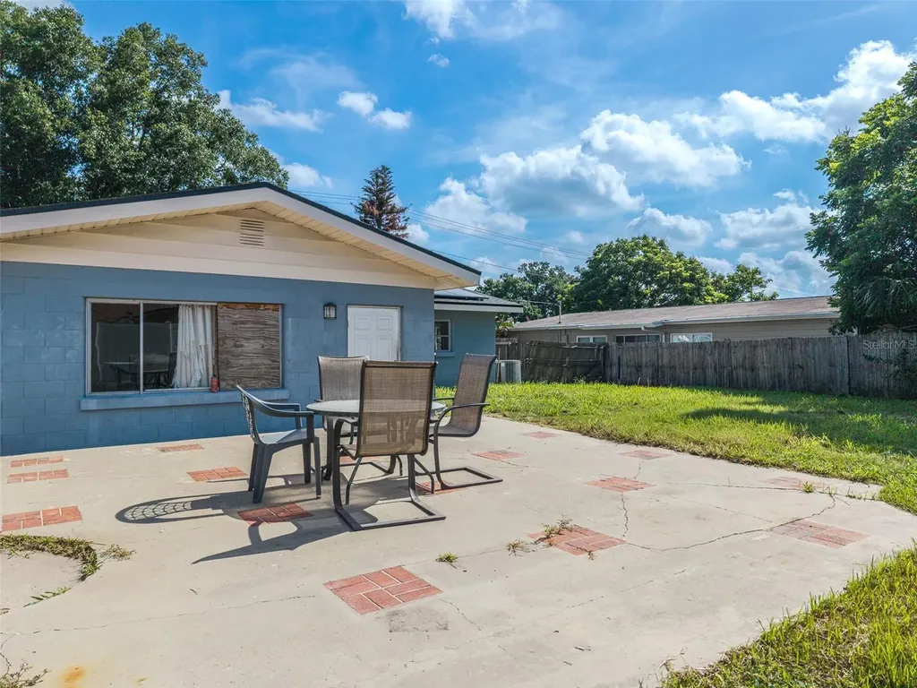 1500 Avenue H NE Winter Haven FL 33881
