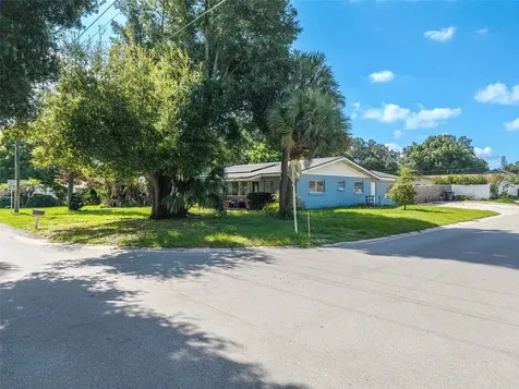 1500 Avenue H NE Winter Haven FL 33881