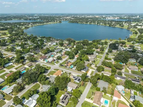 1500 Avenue H NE Winter Haven FL 33881