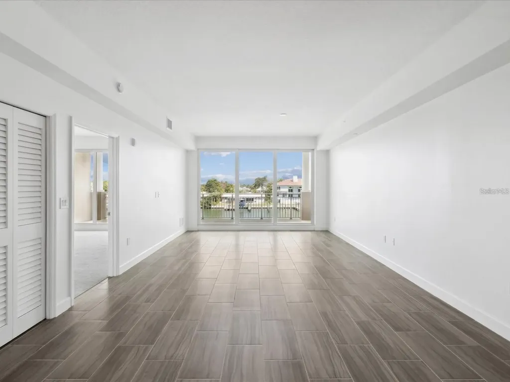 125 Island Way Clearwater Beach FL 33767
