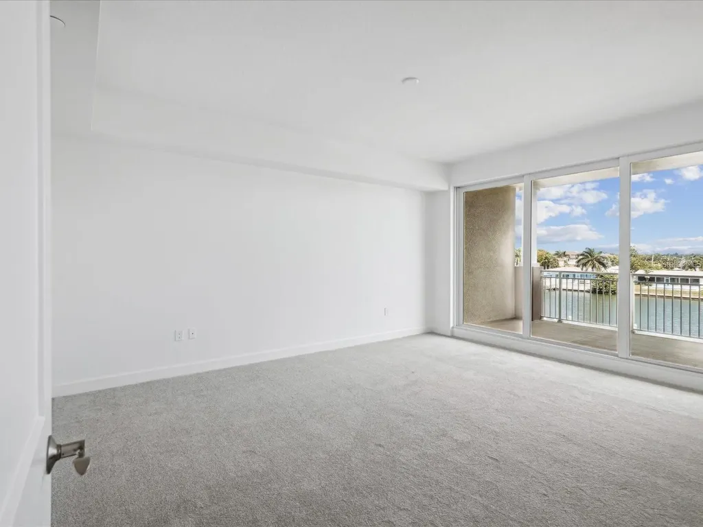 125 Island Way Clearwater Beach FL 33767