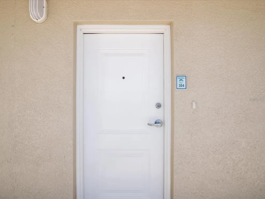 125 Island Way Clearwater Beach FL 33767