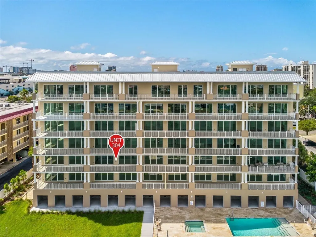 125 Island Way Clearwater Beach FL 33767