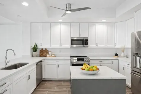 125 Island Way Clearwater Beach FL 33767