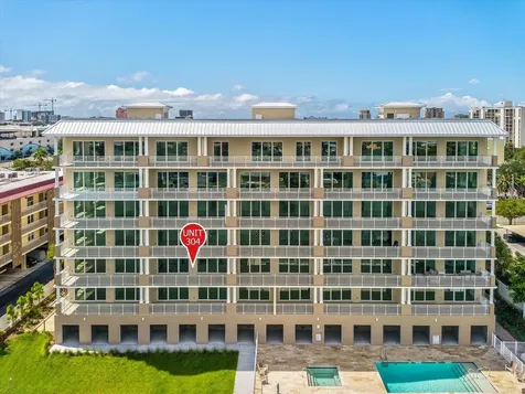 125 Island Way Clearwater Beach FL 33767