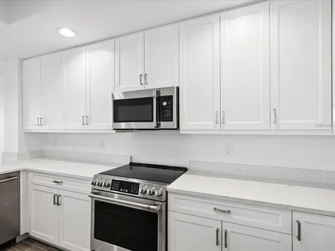 125 Island Way Clearwater Beach FL 33767