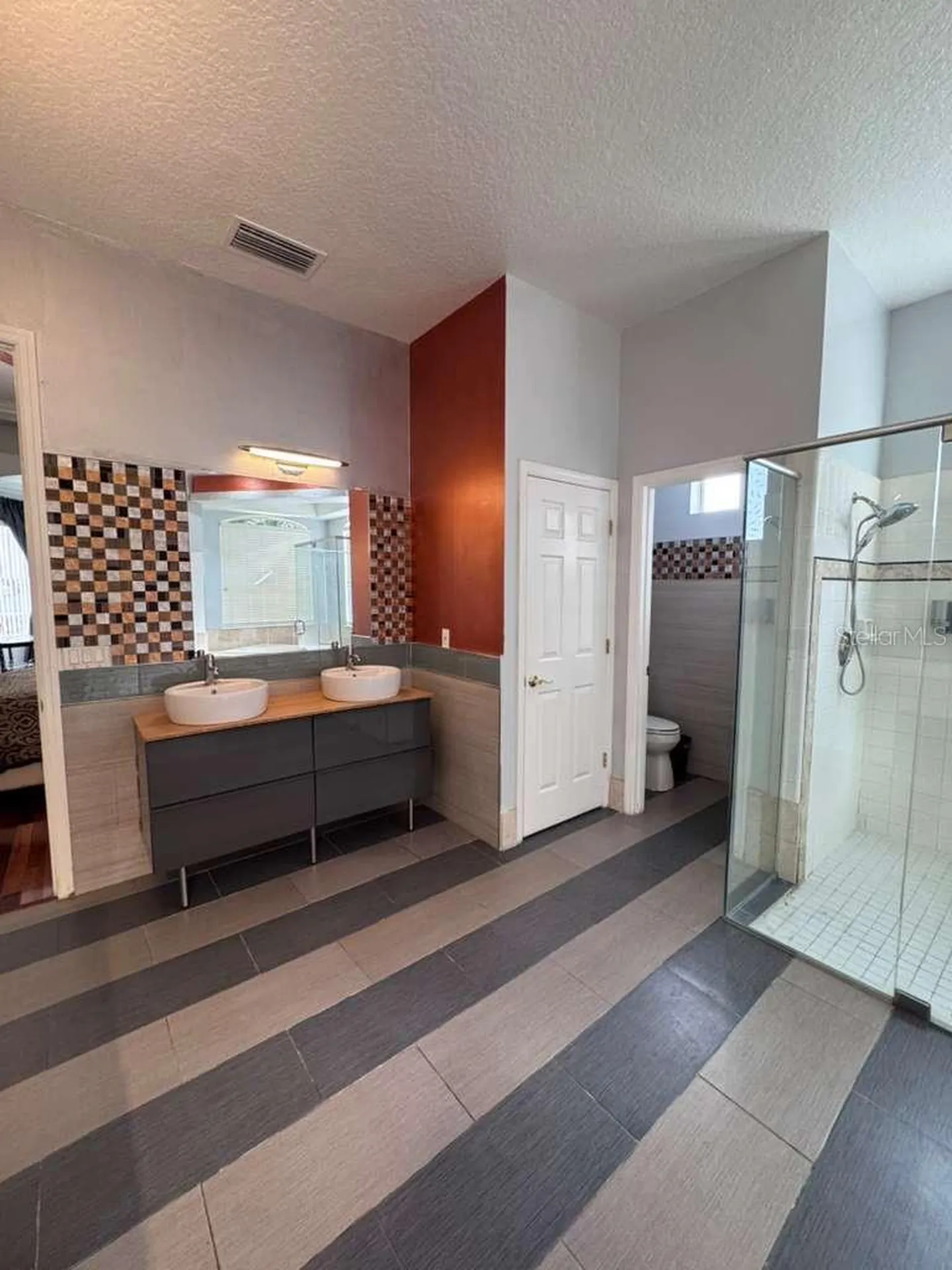 7600 Debeaubien Drive Orlando FL 32835