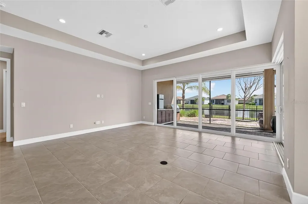 15512 Corona Del Mar Drive Wimauma FL 33598