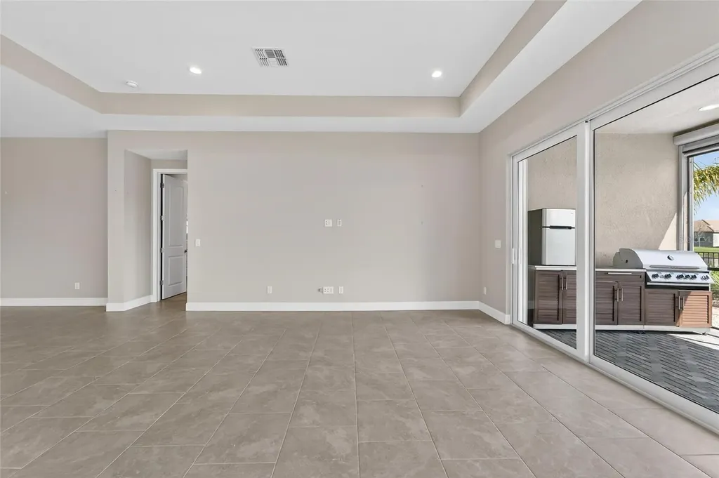 15512 Corona Del Mar Drive Wimauma FL 33598