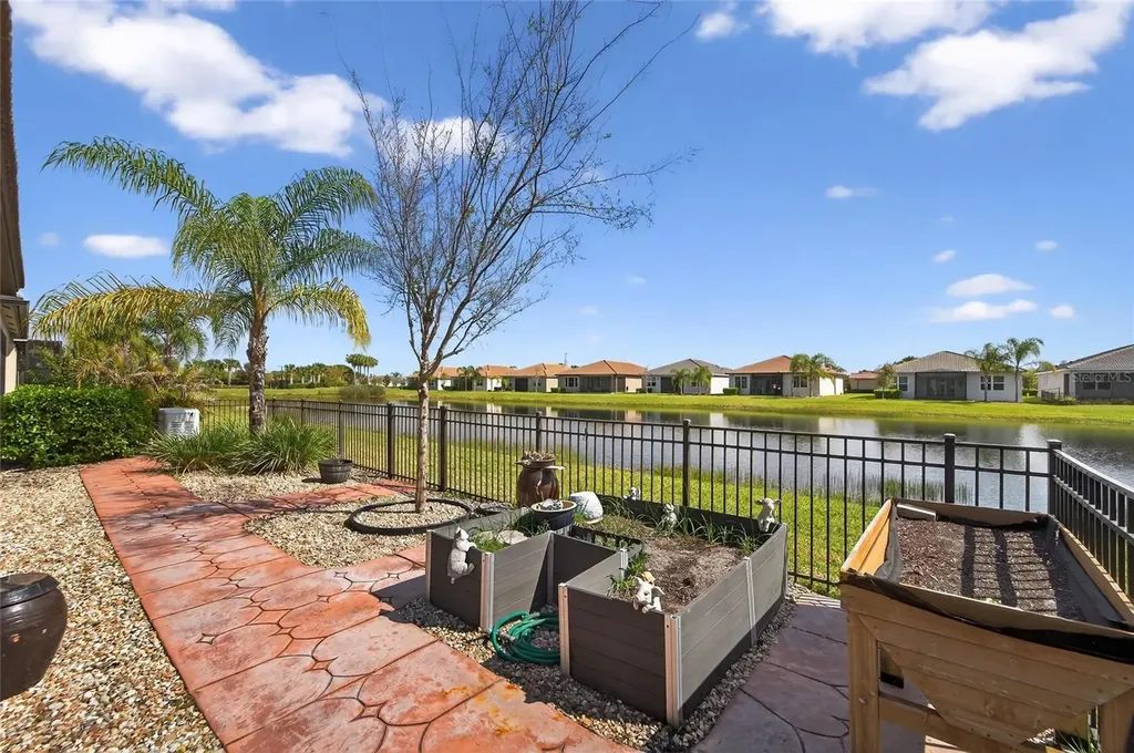 15512 Corona Del Mar Drive Wimauma FL 33598