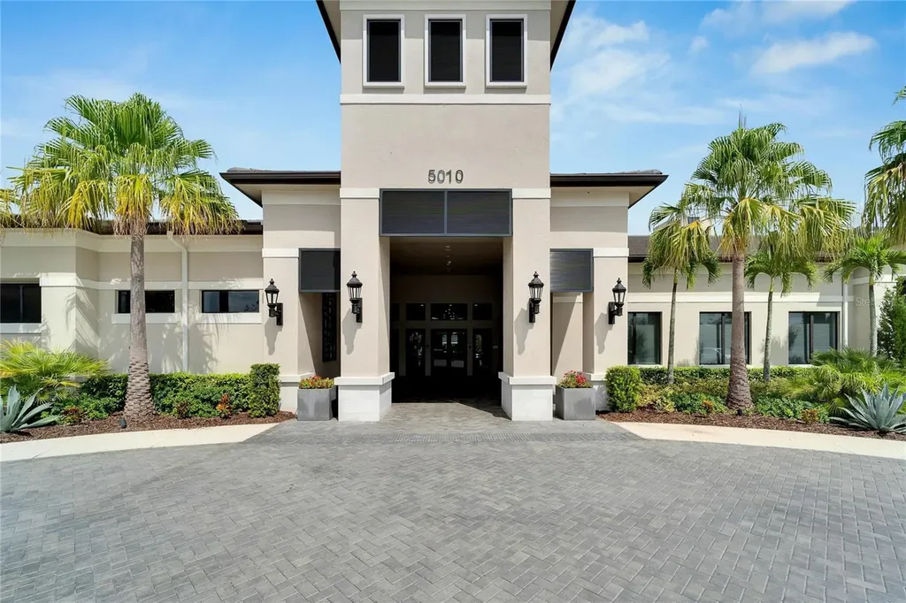 15512 Corona Del Mar Drive Wimauma FL 33598