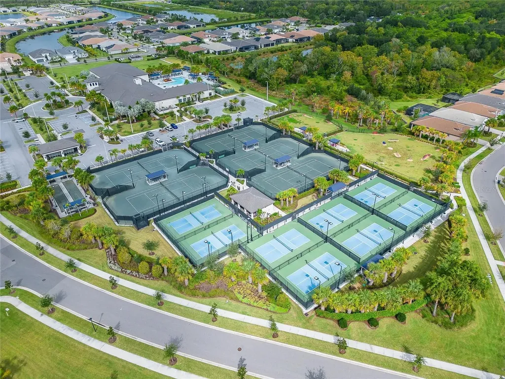 15512 Corona Del Mar Drive Wimauma FL 33598