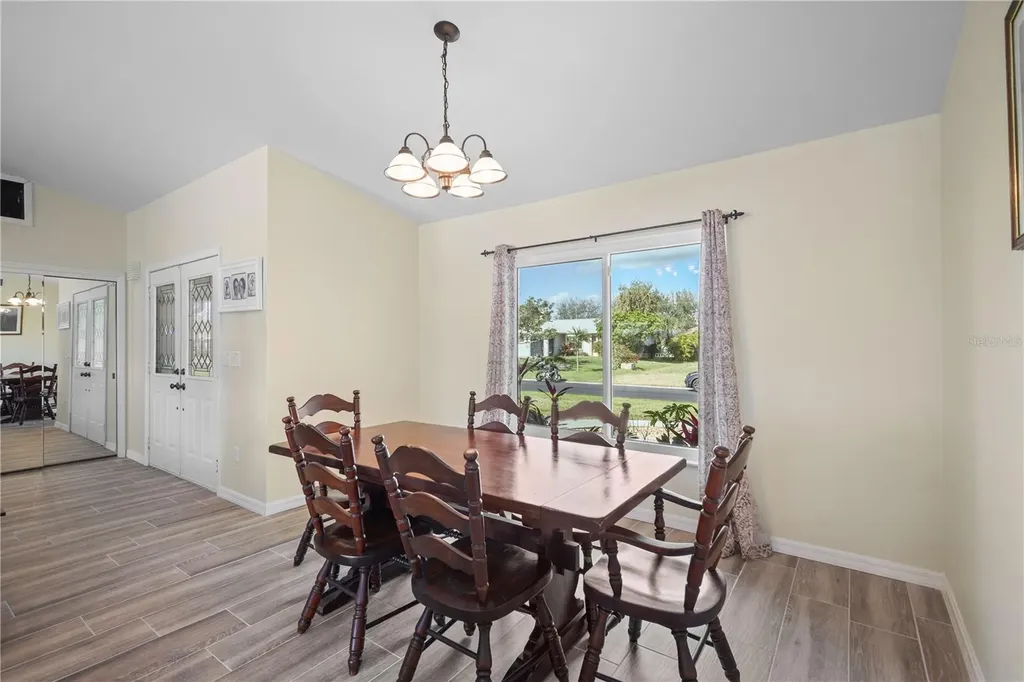 208 Annapolis Lane Rotonda West FL 33947
